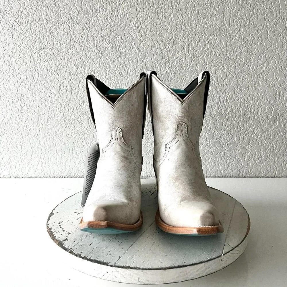Lane EMMA JANE Womens Cowboy Booties White Western Short Ankle Boots Size 7.5 - Picture 2 of 12